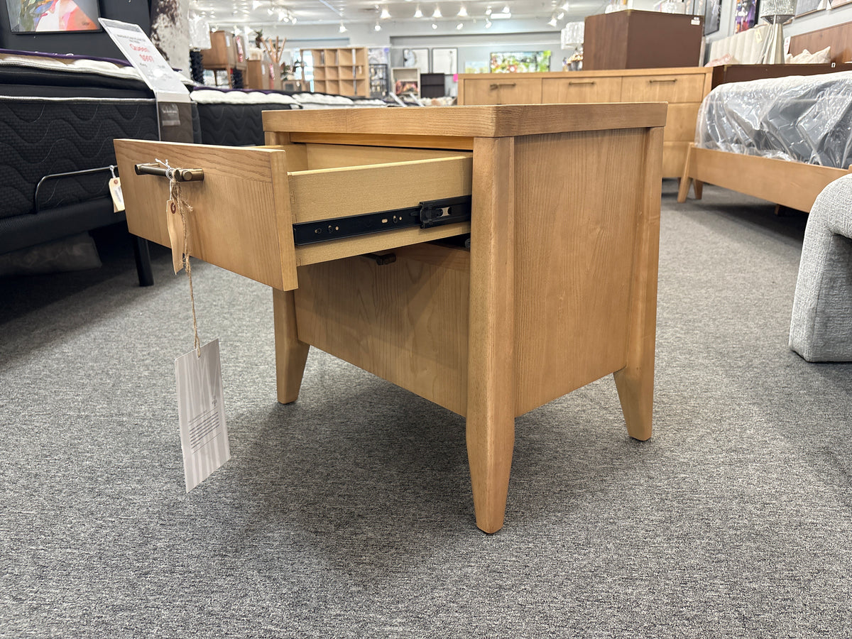 Sumire 2 Drawer Nighstand