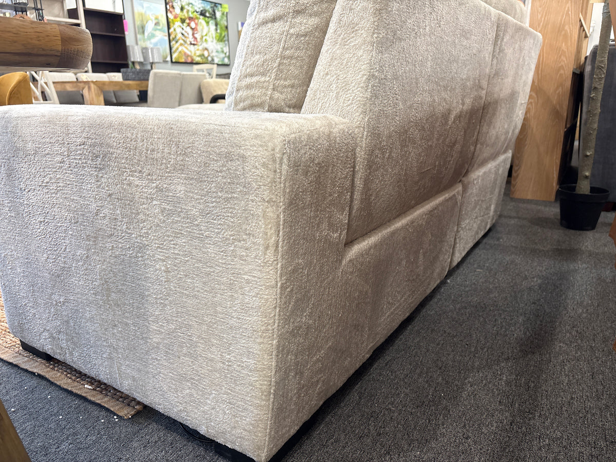 Calgary Birch Dual Reclining Sectional