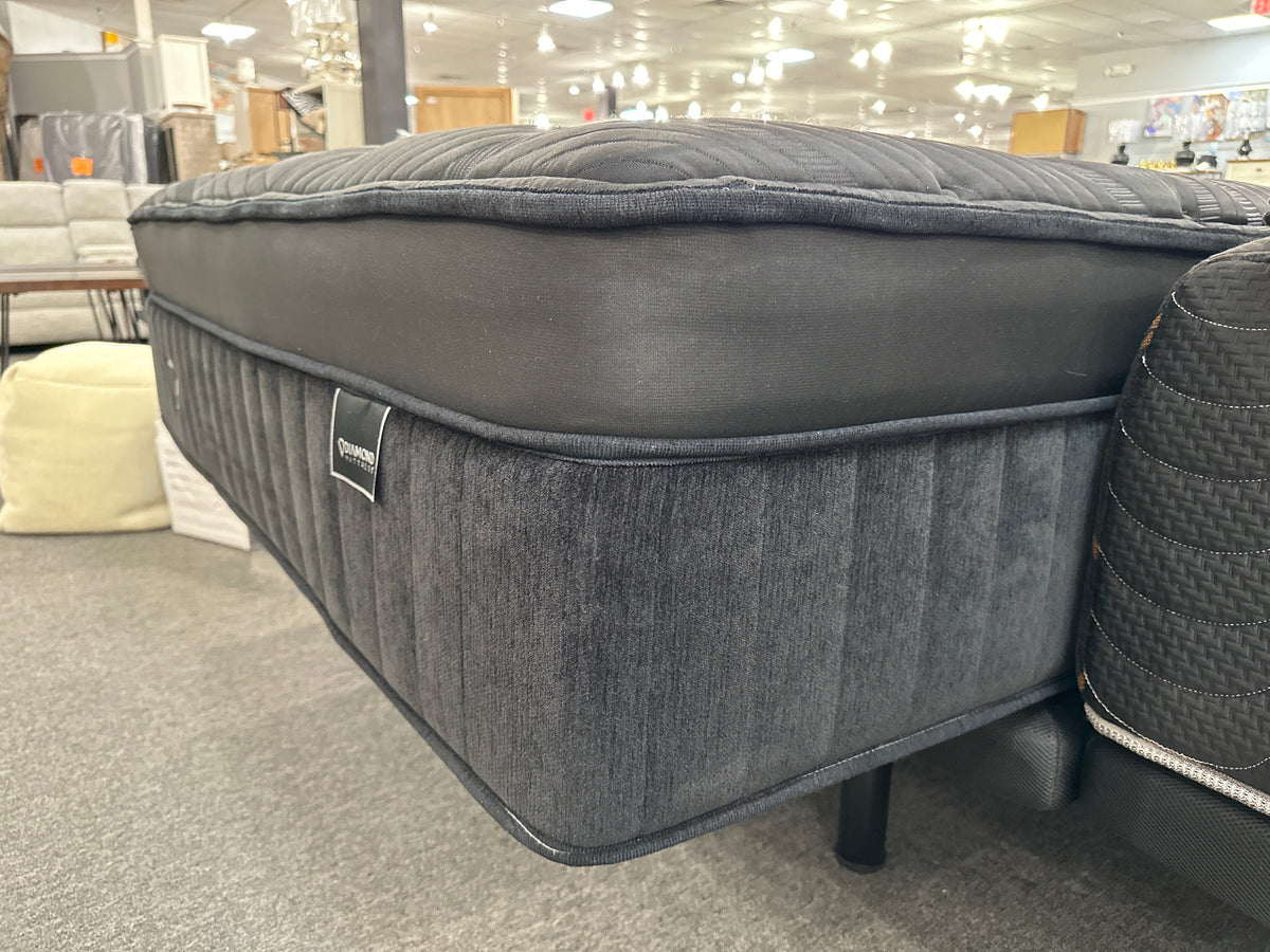 Black Vail Firm Mattress