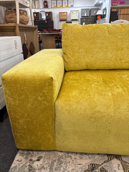 Oxford Yellow Sofa MX3900