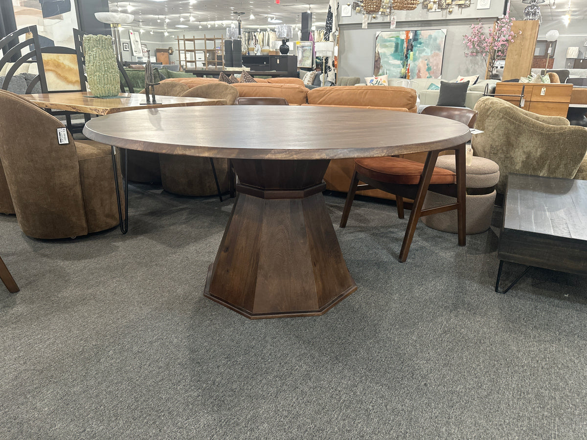 Crossings 60” Round Portico Dining Table