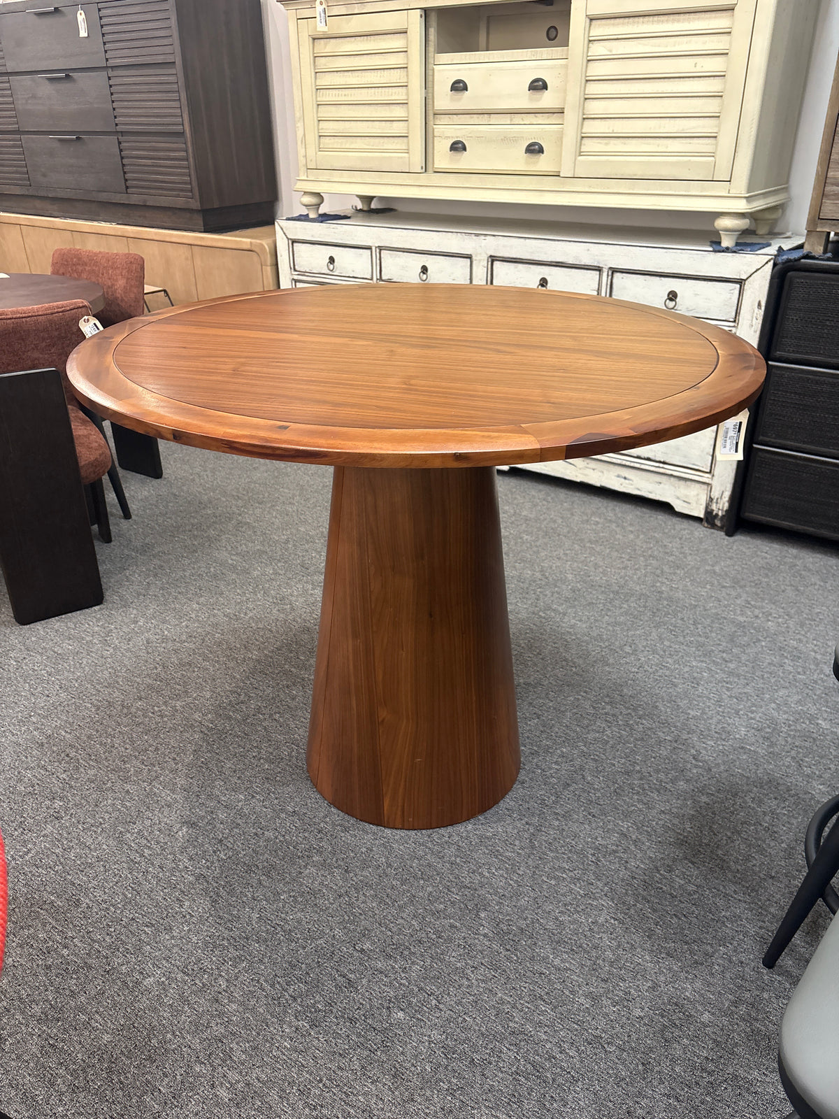 Nash 45" Round Counter Height Table in Walnut