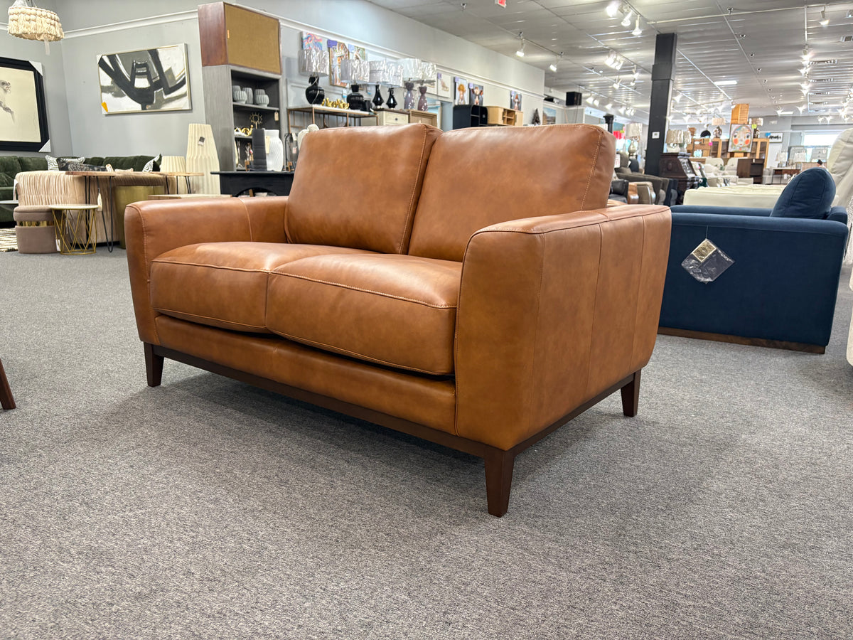 Dell Loveseat