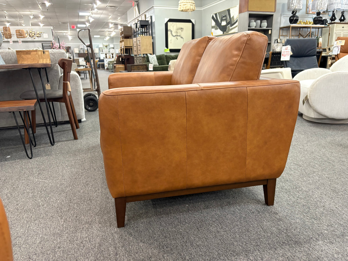 Dell Loveseat
