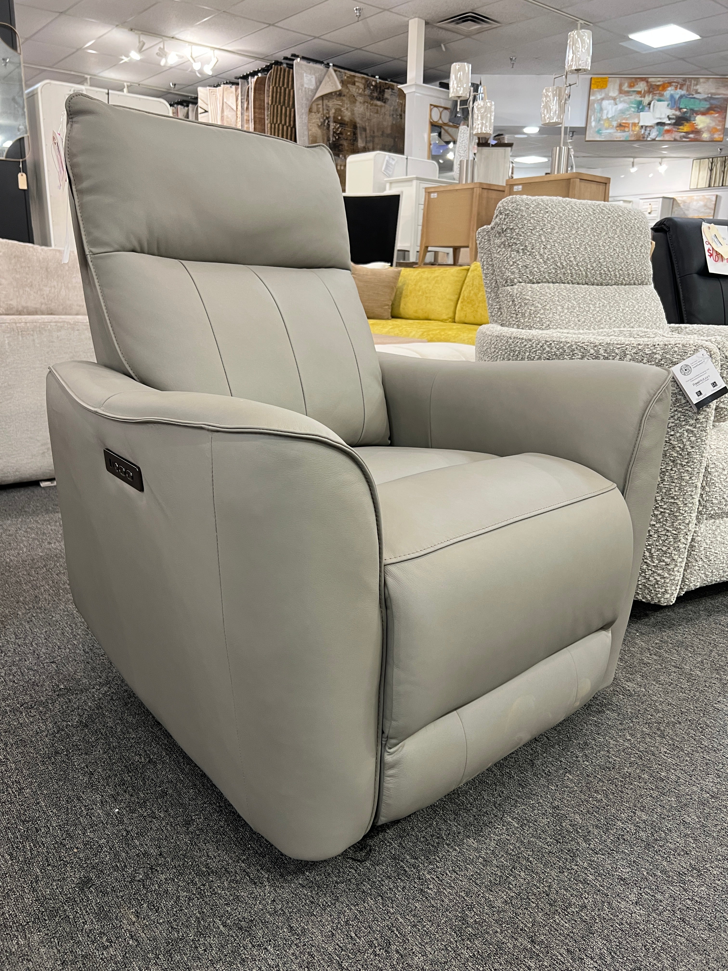 Zero Gravity Power Recliner with Power Headrest & USB Charging