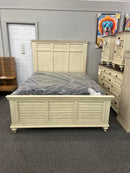 Brockton Panel Bed – Light Wheat