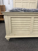 Brockton Panel Bed – Light Wheat