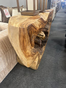 Hollow Console Table – Natural