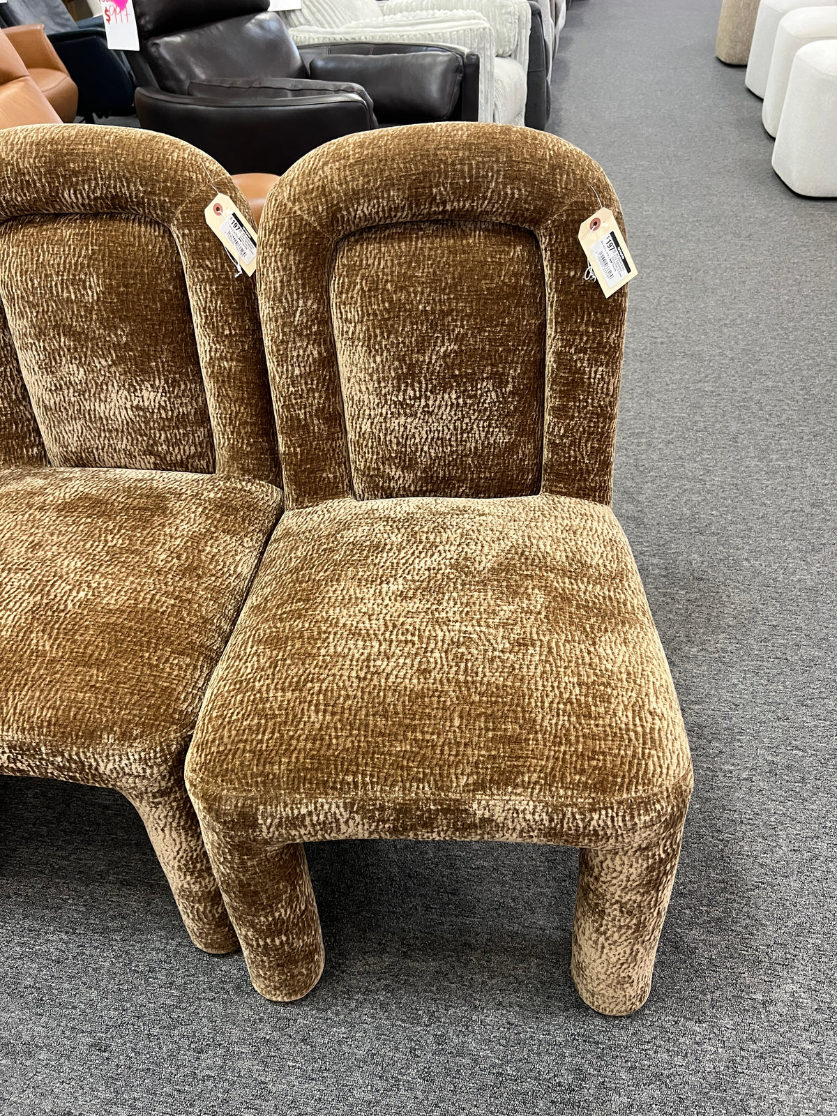 Xolani Upholstered Dining Chair – Amber Sand Chenille