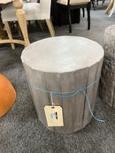 Willard Round Accent Table – Gray
