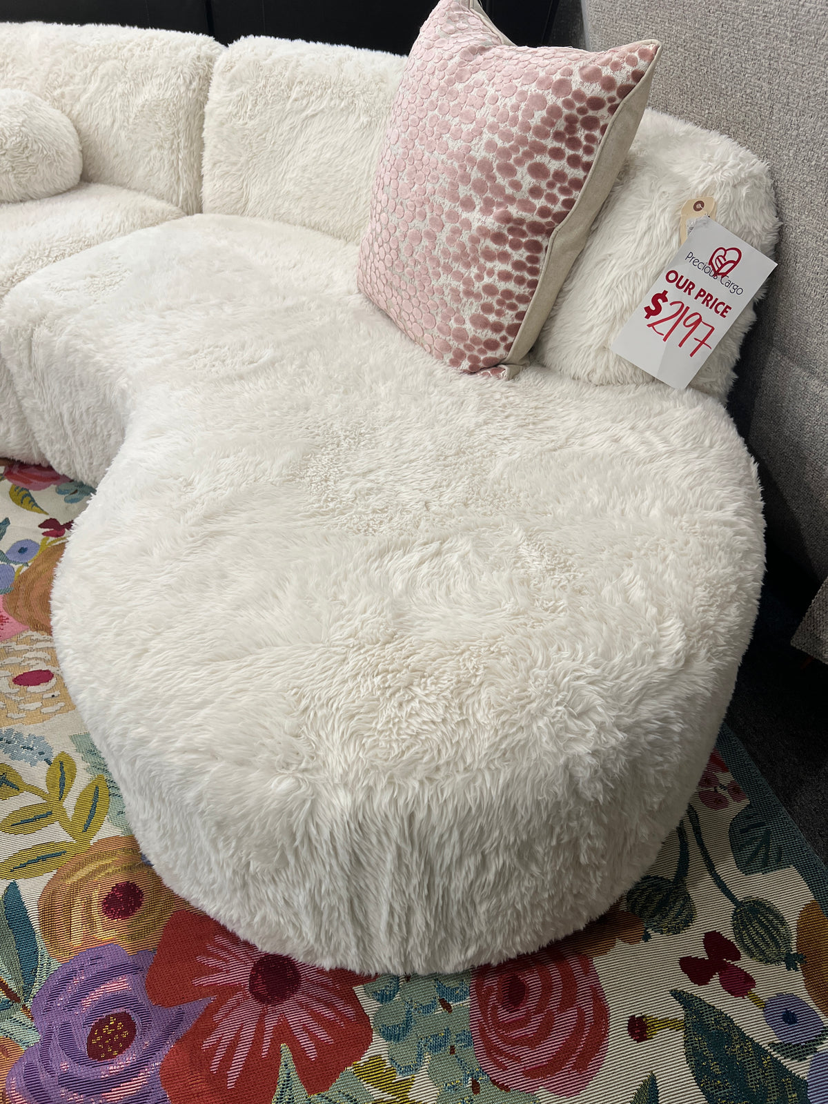 Octavia Upholstered Chaise Sectional – Vanilla