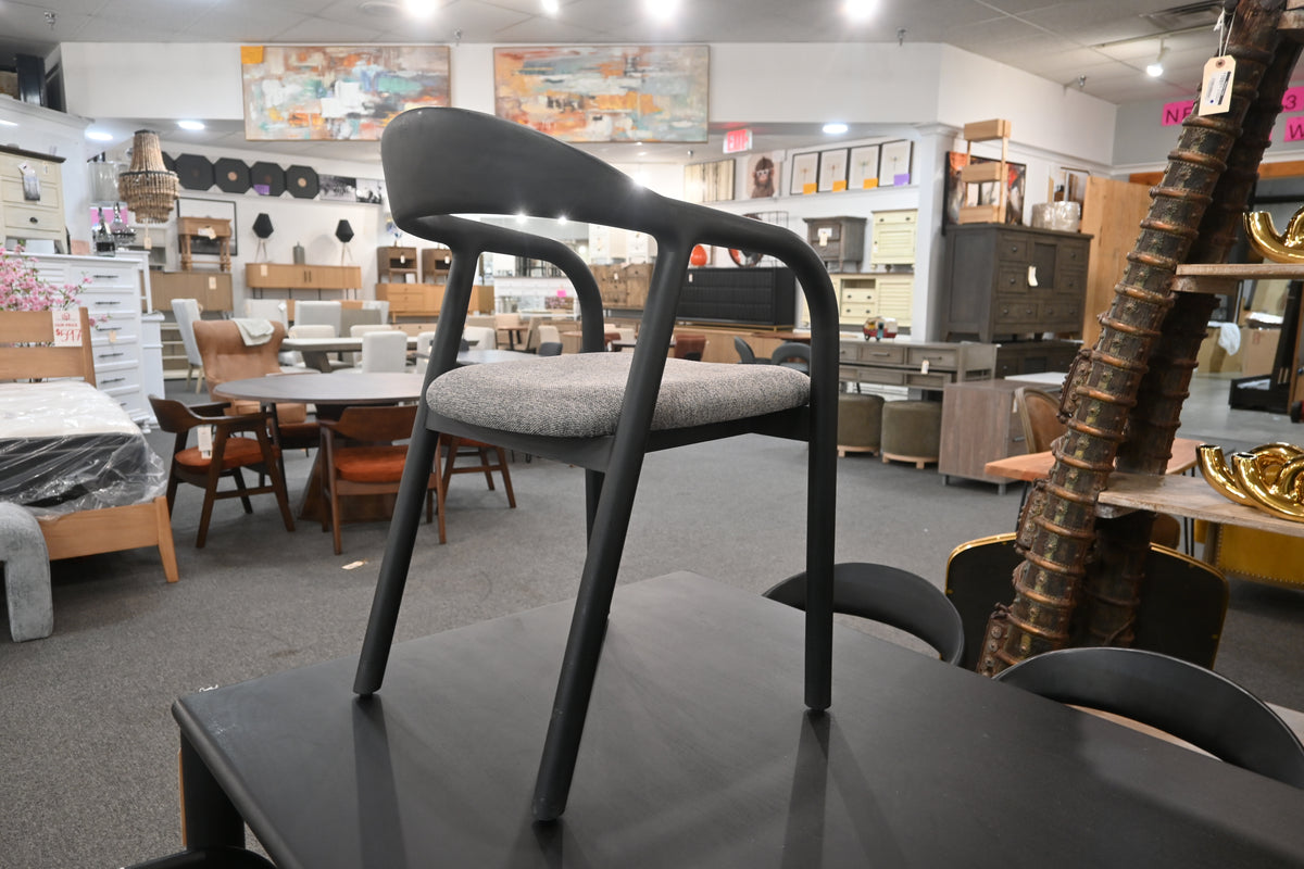 Neva Dining Chair