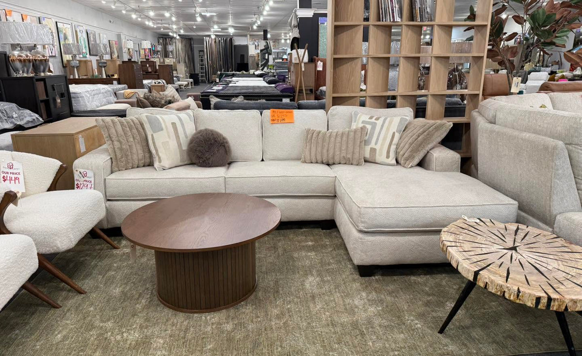 Palo Alto 2-Piece Sectional with Chaise