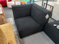 Sarasota Corner - Wooly Onyx